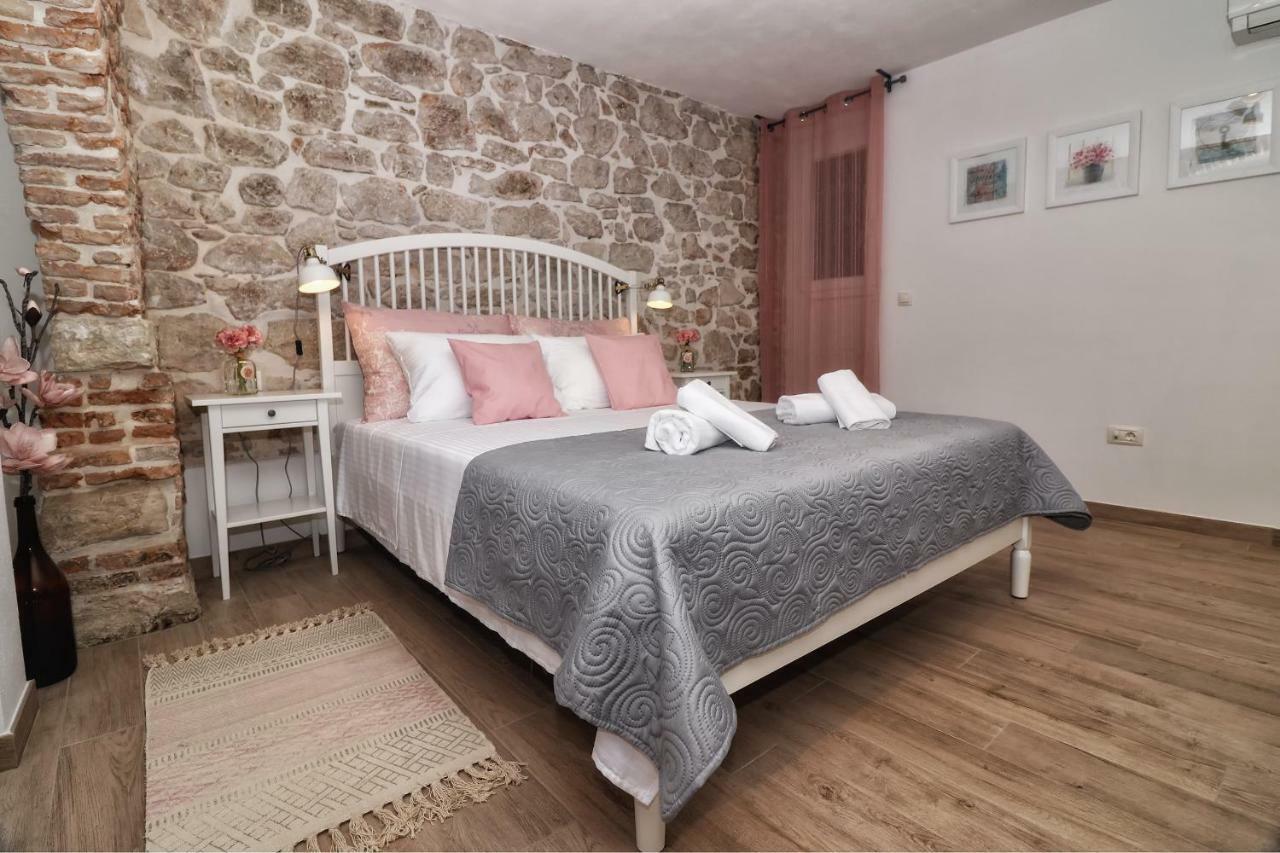 Cozy Apartment MARÌ Rovigno Esterno foto